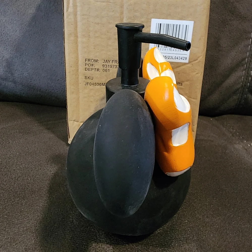 NWT Disney Minnie Mouse Black Soap Dispenser 6in Orange White Polka Dot Bow Pump